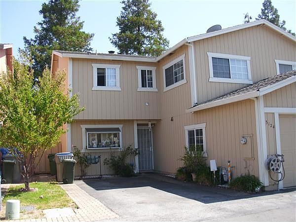 2nd image of 3124 Villa East Hills Ct
