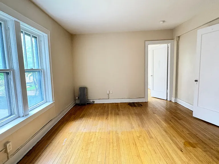 Huntley — Photo 19