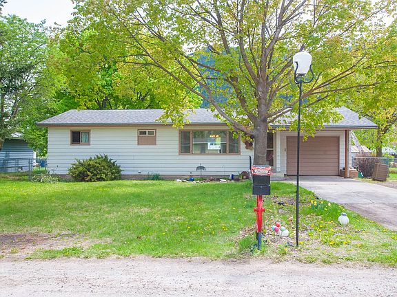 3rd image of 817 Speedway Ave