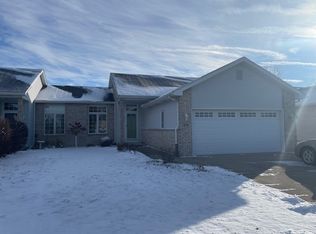 878 Beauchamp Ave, Manteno, IL 60950