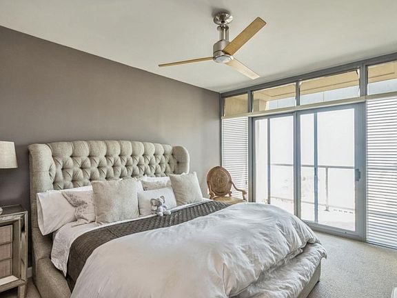 5th image of 1235 S Prairie Ave #26033