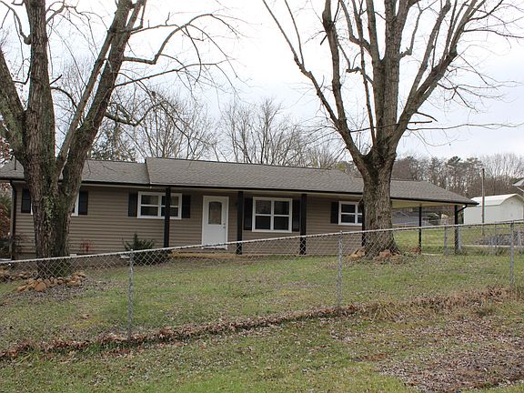 3rd image of 305 Howard Dr