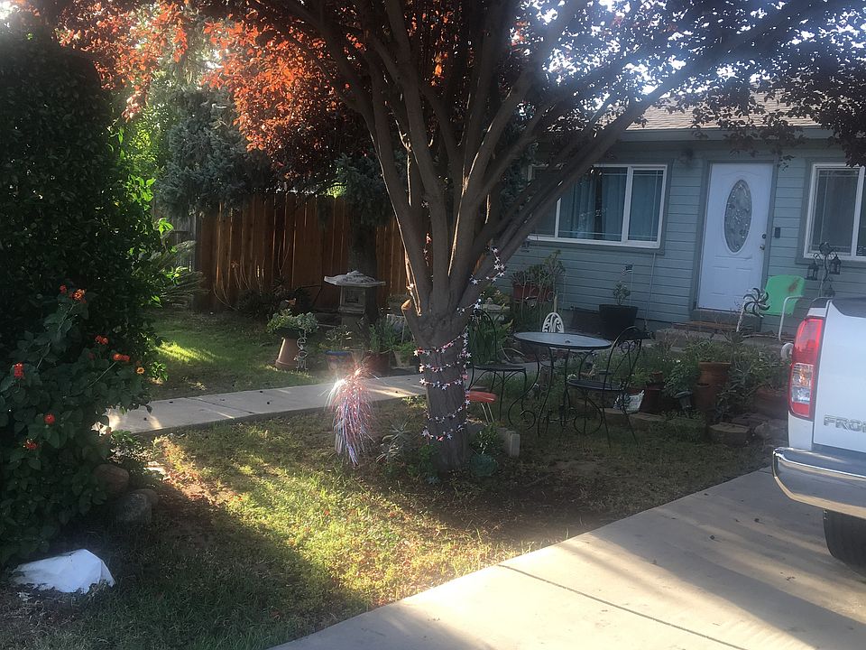 1st image of 9380 Stanford Ave
