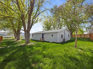 147401 W Hoisington Rd, Prosser, WA 99350