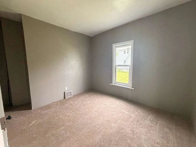 816 Orchard St — Photo 11