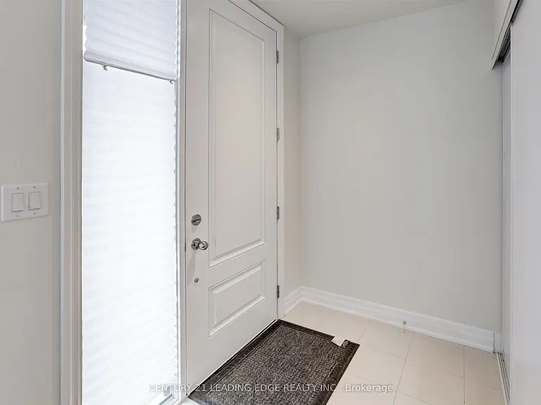 1180 Cawthra Rd #106 — Photo 2