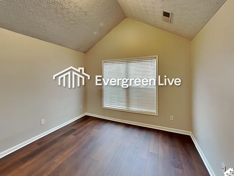 1765 Cedar Walk Ln — Photo 14