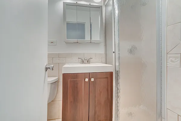 Rented by Corcoran | media 16