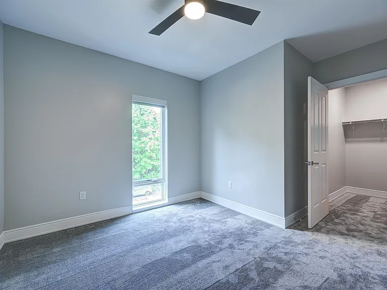 2059 Lafayette Rd #203 — Photo 22