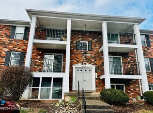 3307 Colonial Manor Cir UNIT 3B, Louisville, KY 40218