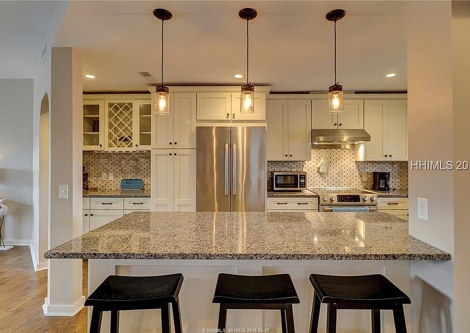 1st image of 5 Newport Dr APT 6201