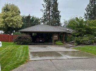 910 E Loch Maree Dr, Hayden Lake, ID 83835