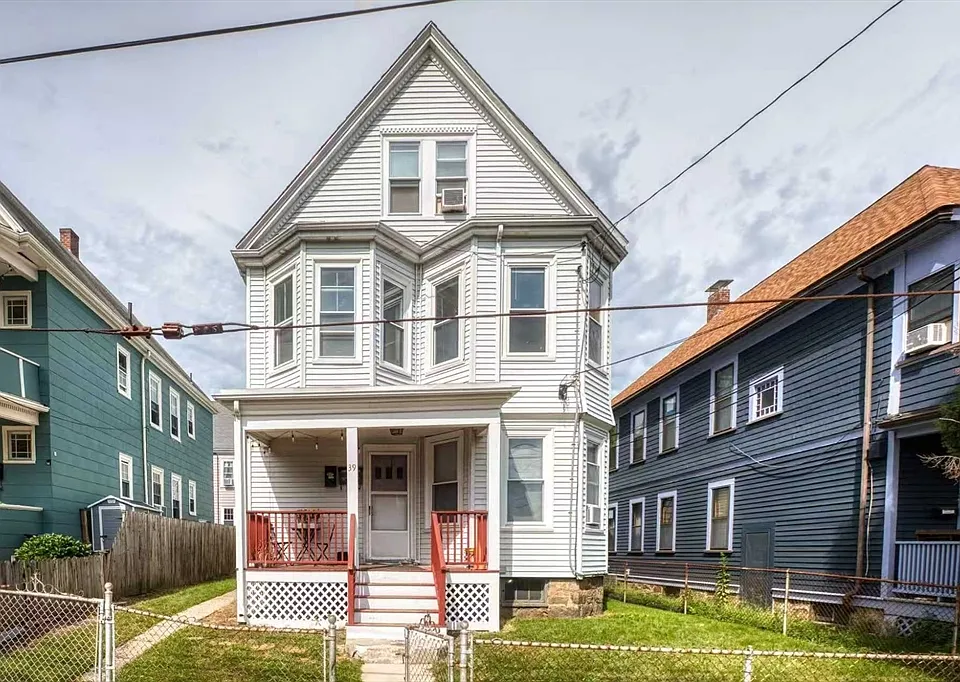 39 Etna St #2