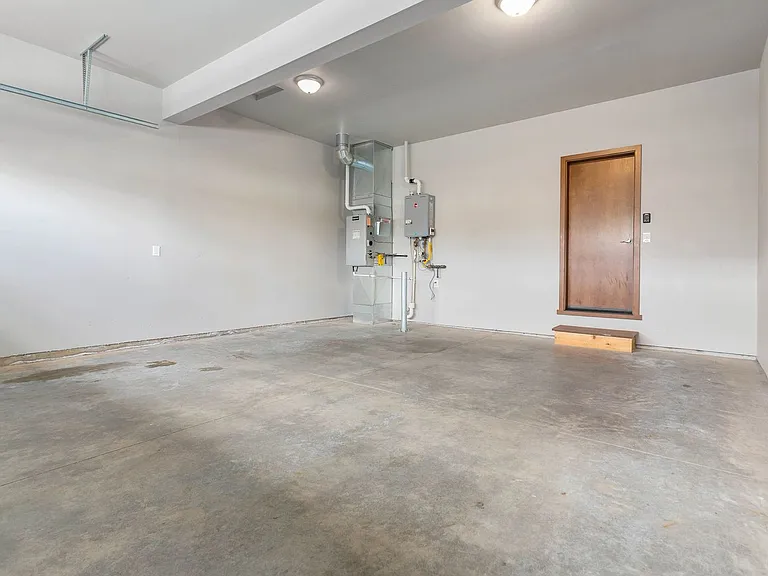 313 Nooksack Ave — Photo 21