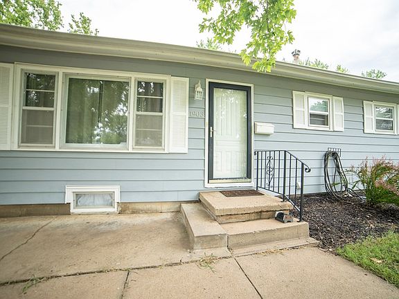2nd image of 1903 Marc St