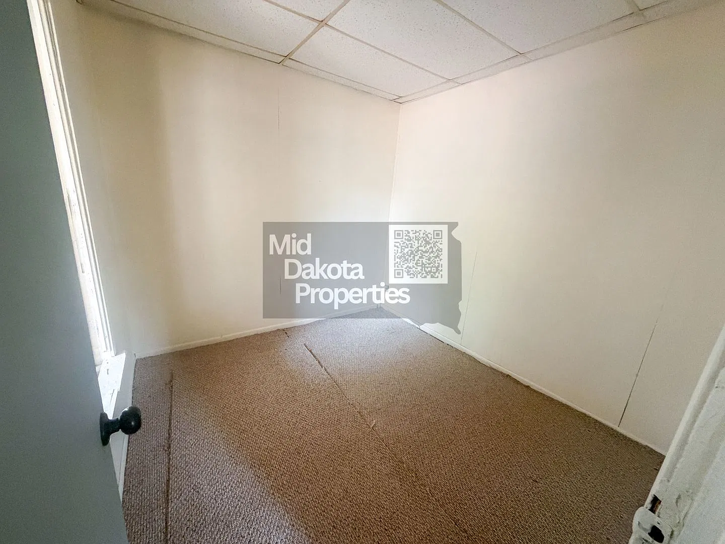 614 W 9th- 2 bedroom house — Photo 4
