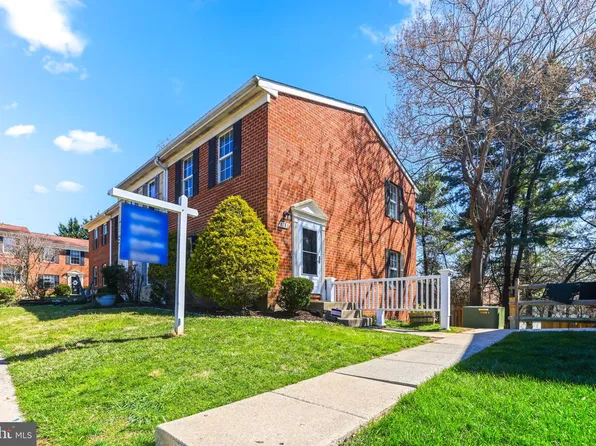 8783 Hayshed Ln Unit 4, Columbia, MD 21045