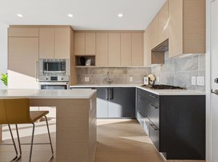 8888 Osler St #415, Vancouver, BC