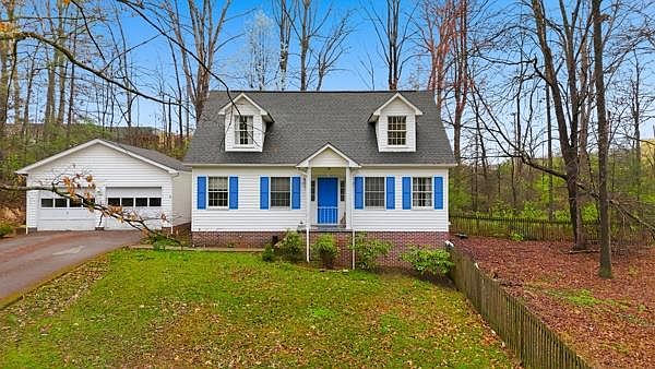 1st image of 17611 Mahogany Dr