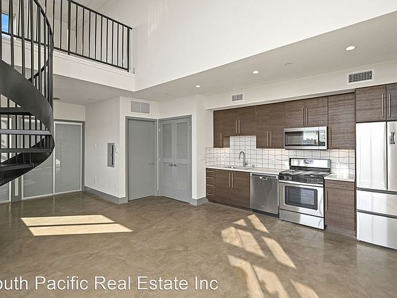 4th image of 10625 W Tabor St #8749779