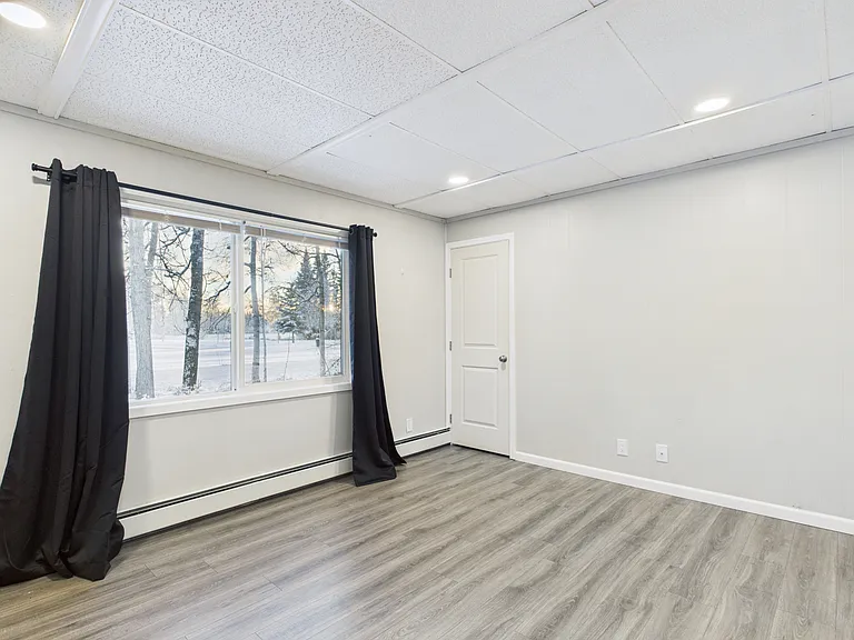 246 E 7th Ave #7 — Photo 2