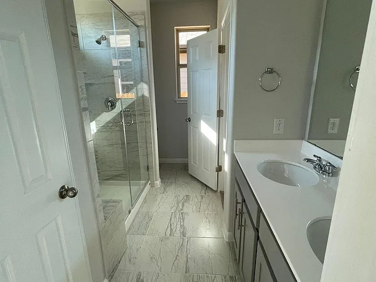 105 Durmont Pass — Photo 8