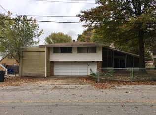 1305 N Kiger Rd, Independence, MO 64050