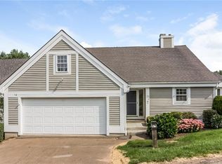 10 Legend Hill Rd #10, Madison, CT 06443