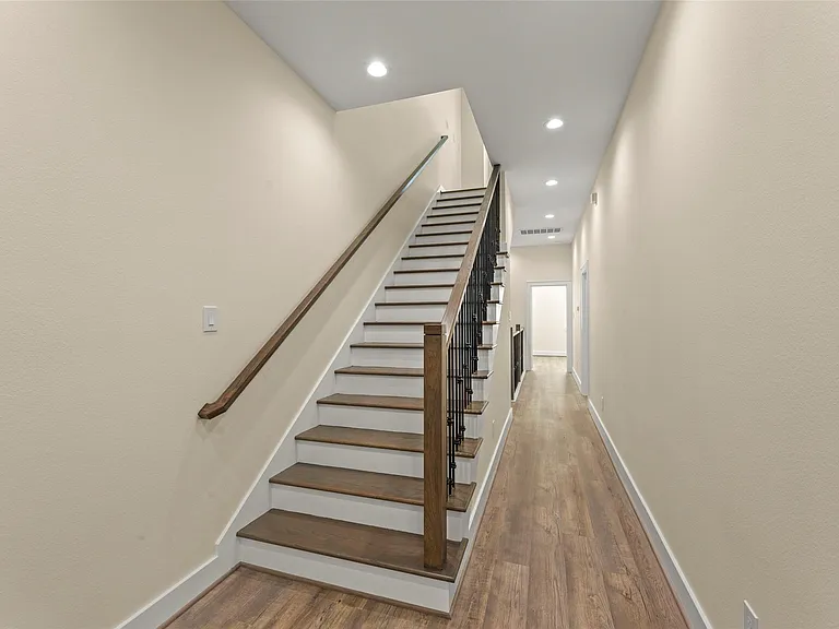 1802 Napa Creek Lane Ct — Photo 30