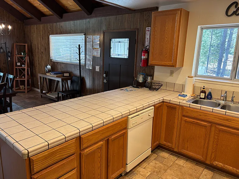 2024 Susquehana Dr — Photo 7