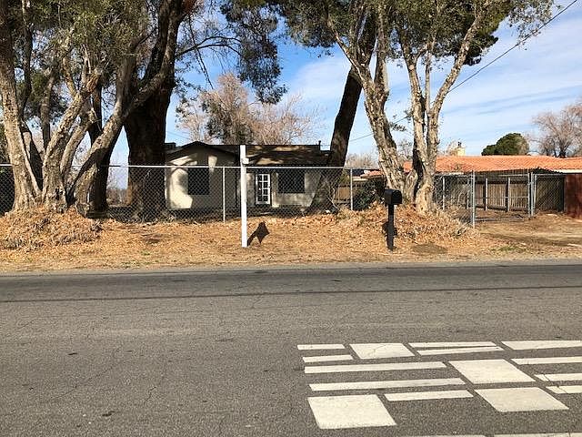 1st image of 8137 E Avenue U