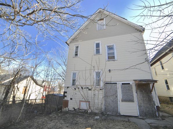 milwaukee-wisconsin-399207928 picture