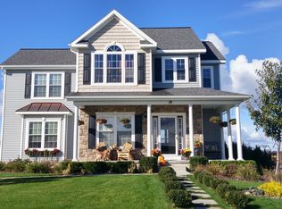 19 Coronado Way, Malta, NY 12020