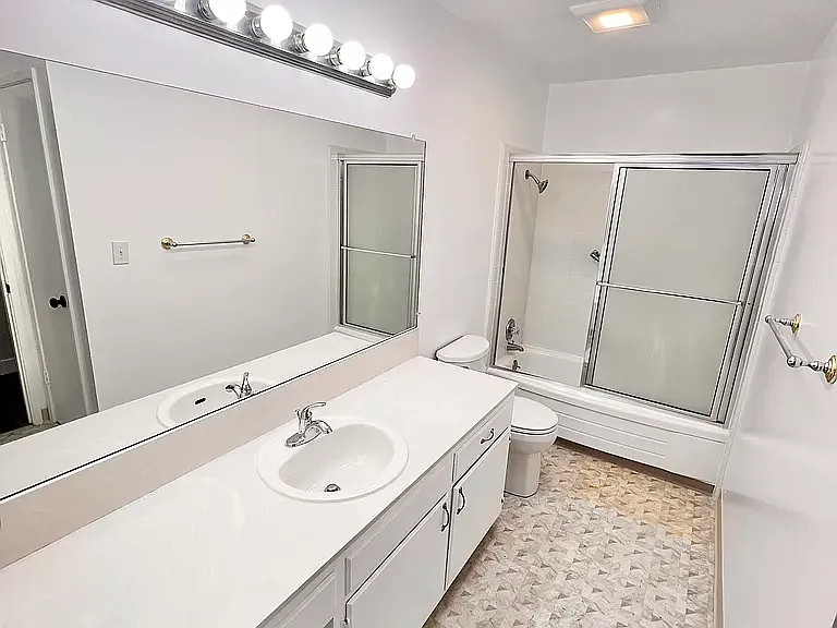 2165 Carlmont Dr #302 — Photo 9