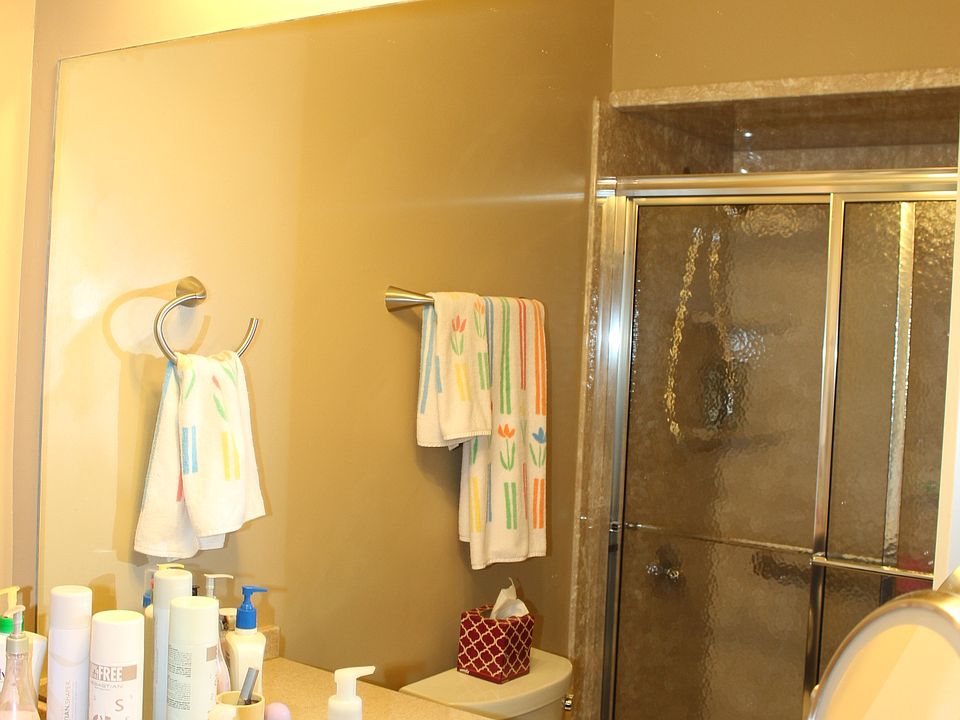 2nd image of 898 Wellington Ave Unit 113