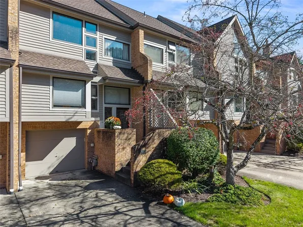 1423 Towne Square Dr, Allison Park, PA 15101