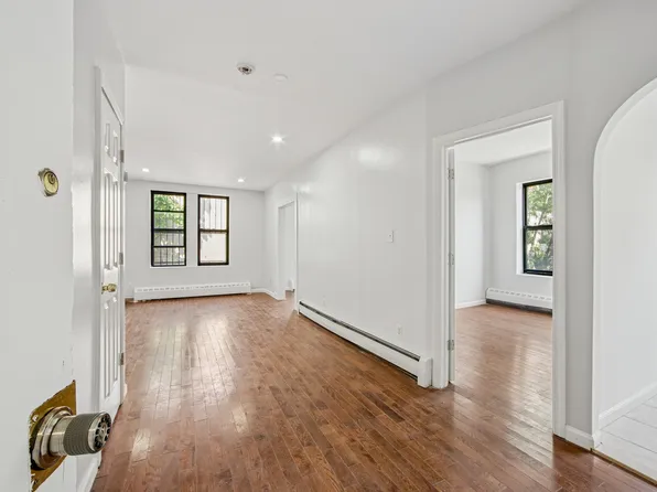 142 Utica Avenue image 1 of 8