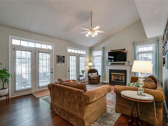2nd image of 9530 Fawn Park Ln