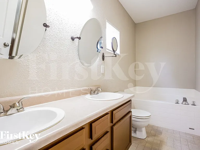 12261 Running Springs Rd — Photo 8