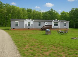 407 Ray Gadd Rd, Graysville, TN 37338