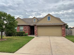 18328 E 42nd Pl, Tulsa, OK 74134