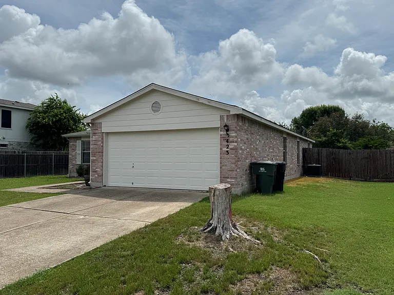 5423 Coach Stop Dr — Photo 4