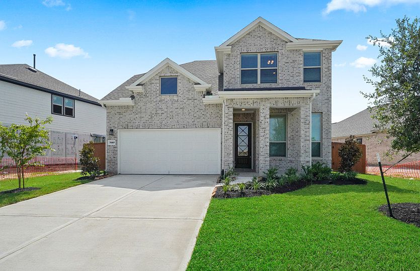 Home Exterior TR201