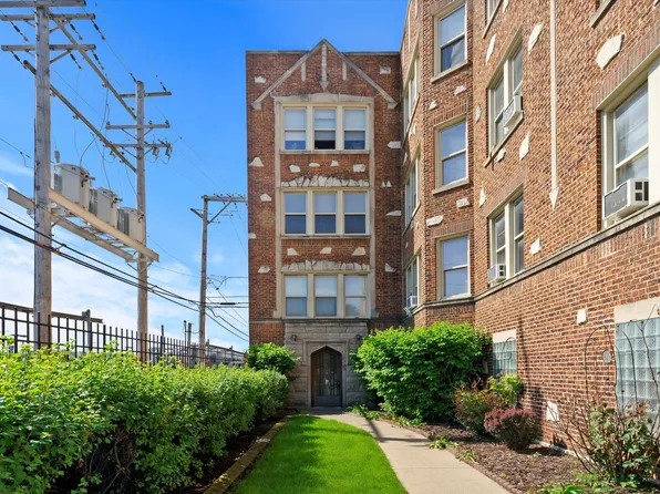 4815 W Roscoe St APT 2S, Chicago, IL 60641