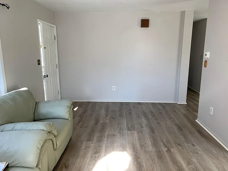 23 W Clinton Ave #A — Photo 6