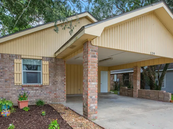 139 Hummingbird Ln, Lafayette, LA 70506
