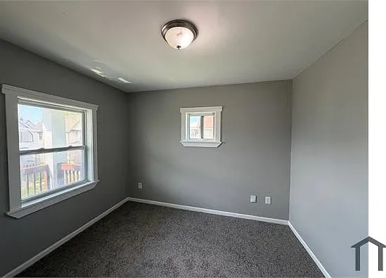 2 bed, 704 sqft, $1,200 — Photo 4