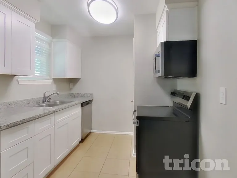 17002 Tibet Rd — Photo 5