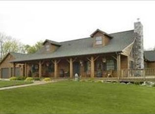 5412 Ravine Dr, Middleville, MI 49333