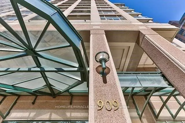 909 Bay St #505 — Photo 5